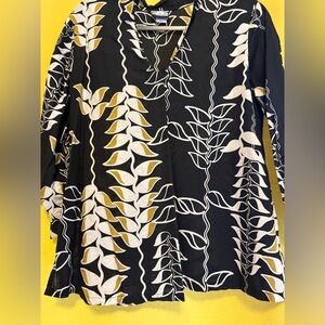 Manuhealii Black Jade Longsleeve Lightweight Blouse L